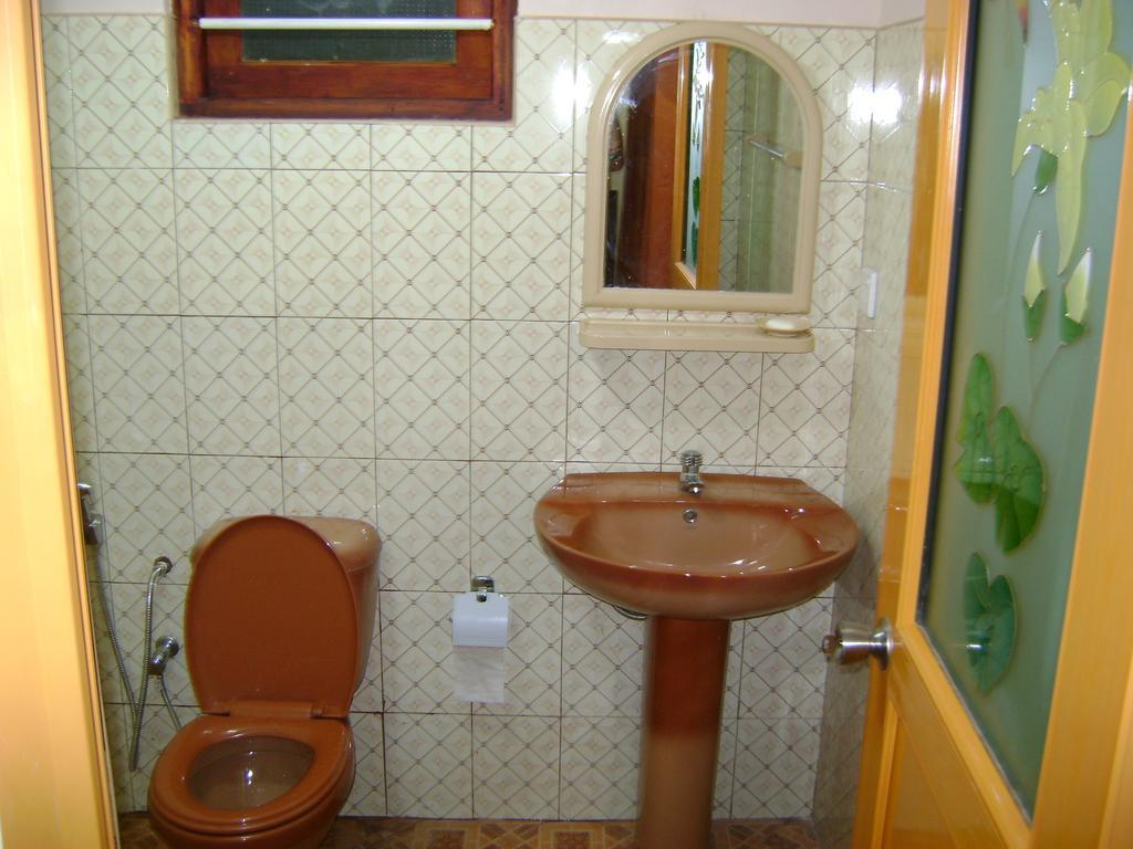 Family Guest House Mirissa Szoba fotó